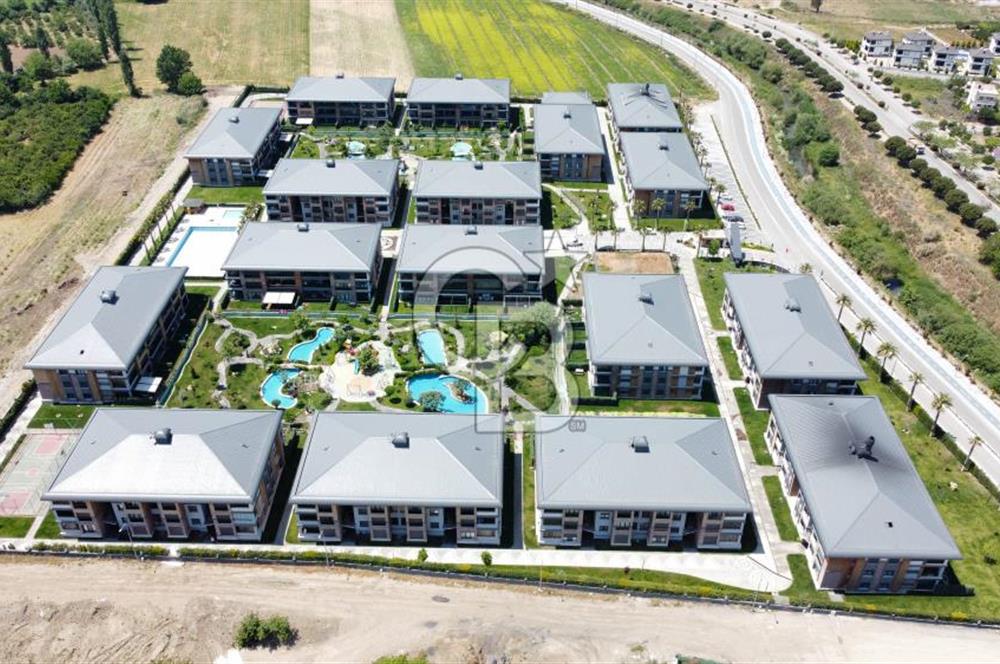 EDREMİT'İN EN PRESTİJLİ SİTESİNDE 4+1 BAHÇE KATI LÜKS DAİRE