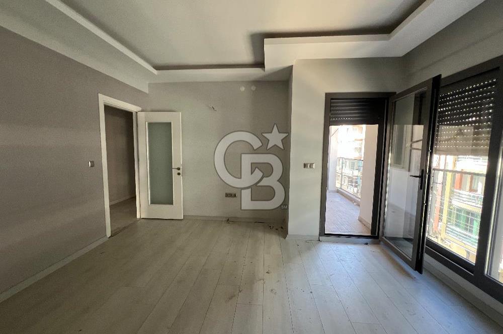 Örnekköy’de Üçok Rezidantial’da 2+1 Arakat Çift Cephe Satılık Daire
