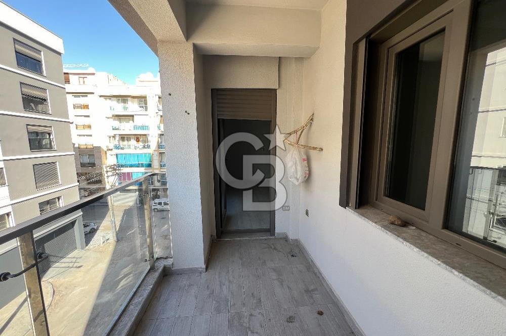Örnekköy’de Üçok Rezidantial’da 2+1 Arakat Çift Cephe Satılık Daire