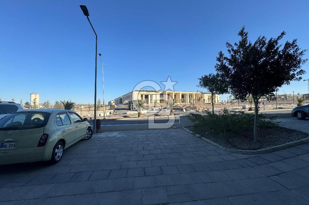 OMAĞ INTENSE NICOSIA PROJESİNDE SATILIK 400 m2 Dükkan 