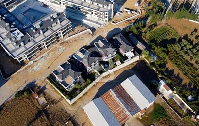Çeşme'de Denize Sıfır Yatırımlık Kaçırılmıyacak Fırsat Villa