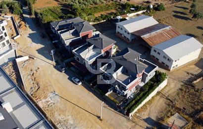 Çeşme'de Denize Sıfır Yatırımlık Kaçırılmıyacak Fırsat Villa