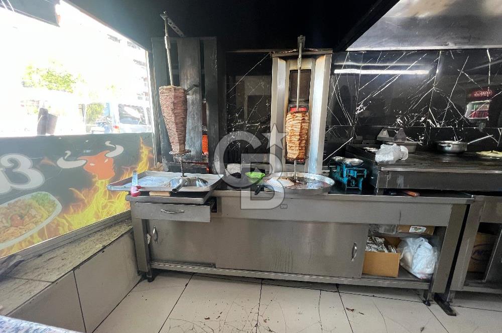 Karşıyaka’da Anadolu Caddesi üzeri 140m2 Devirli Dönerci