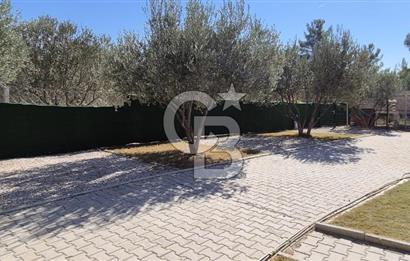 Buca Belenbaşın’da 7+1 Satılık Havuzlu Müstakil Villa