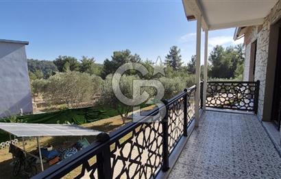Buca Belenbaşın’da 7+1 Satılık Havuzlu Müstakil Villa