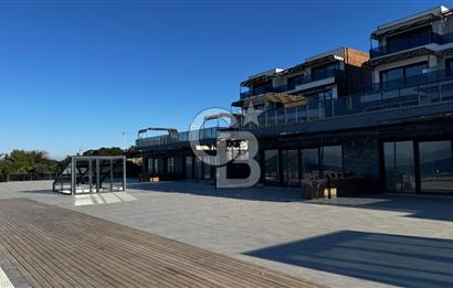 Çeşme Ayasaranda 'da Deniz Manzaralı Eşyalı Daire