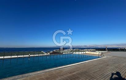 Çeşme Ayasaranda 'da Deniz Manzaralı Eşyalı Daire