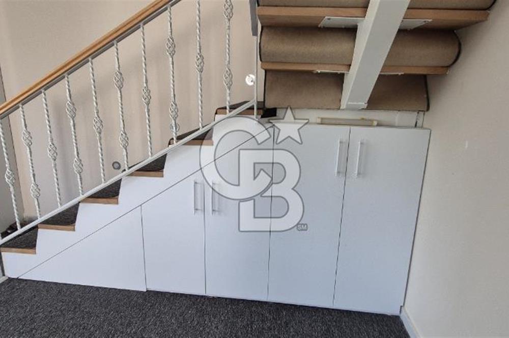 Buca Belenbaşın’da 7+1 Satılık Havuzlu Müstakil Villa