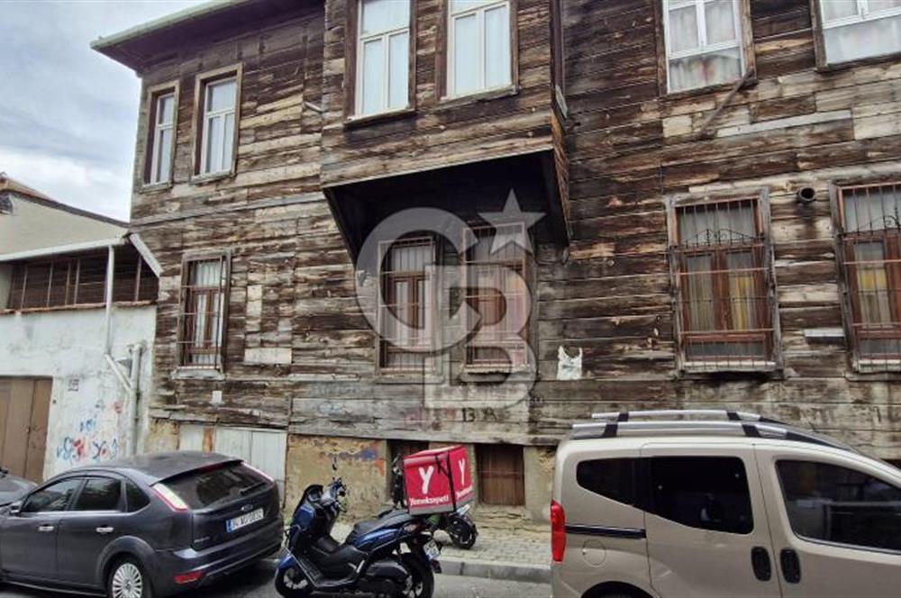 KadirHas Üni. Ark. 2 Katlı Ev 2 Dükkan 2.grup Tarihi Eser Yapı