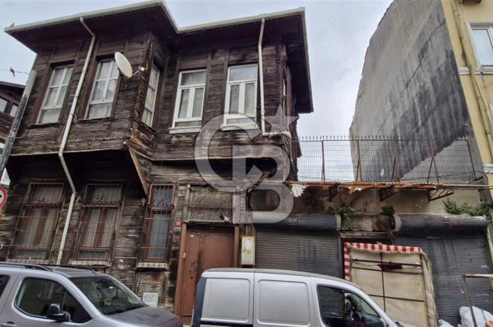 KadirHas Üni. Ark. 2 Katlı Ev 2 Dükkan 2.grup Tarihi Eser Yapı