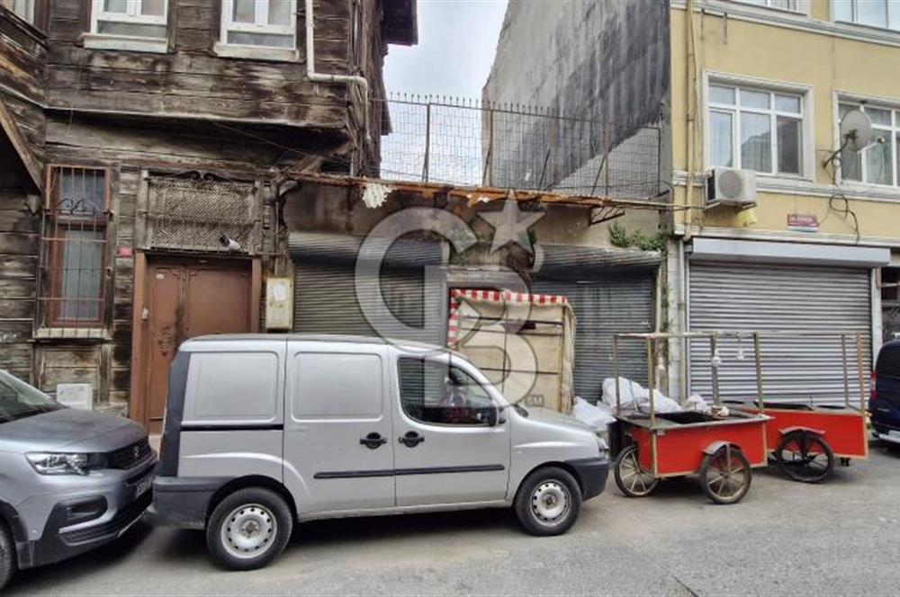 KadirHas Üni. Ark. 2 Katlı Ev 2 Dükkan 2.grup Tarihi Eser Yapı