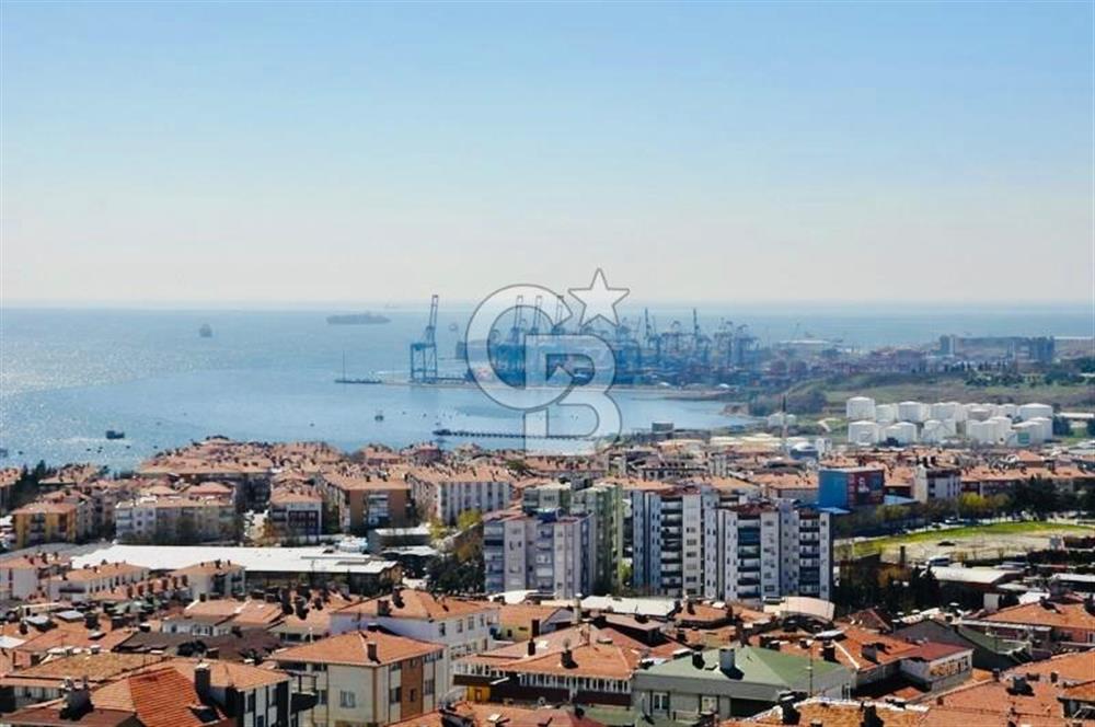 Avcılar Toya Vistada Manzaralı Otoparklı Satılık Daire
