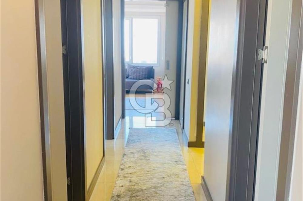 Avcılar Toya Vistada Manzaralı Otoparklı Satılık Daire