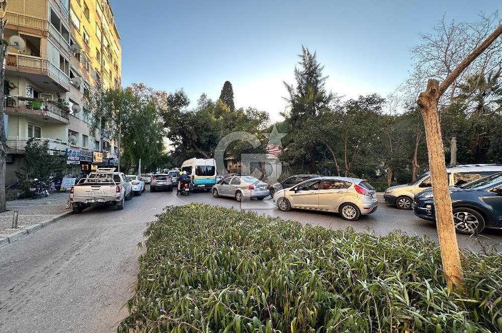 FIRSAT SATILIK DÜKKAN BORNOVA 105 M2 NET