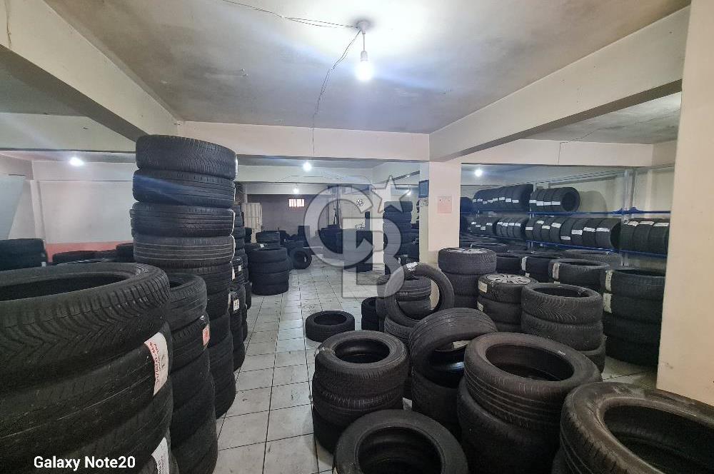 Ümraniye Adem Yavuz Cad. Üzerinde Kiralık İki Kat Müstakil Bina