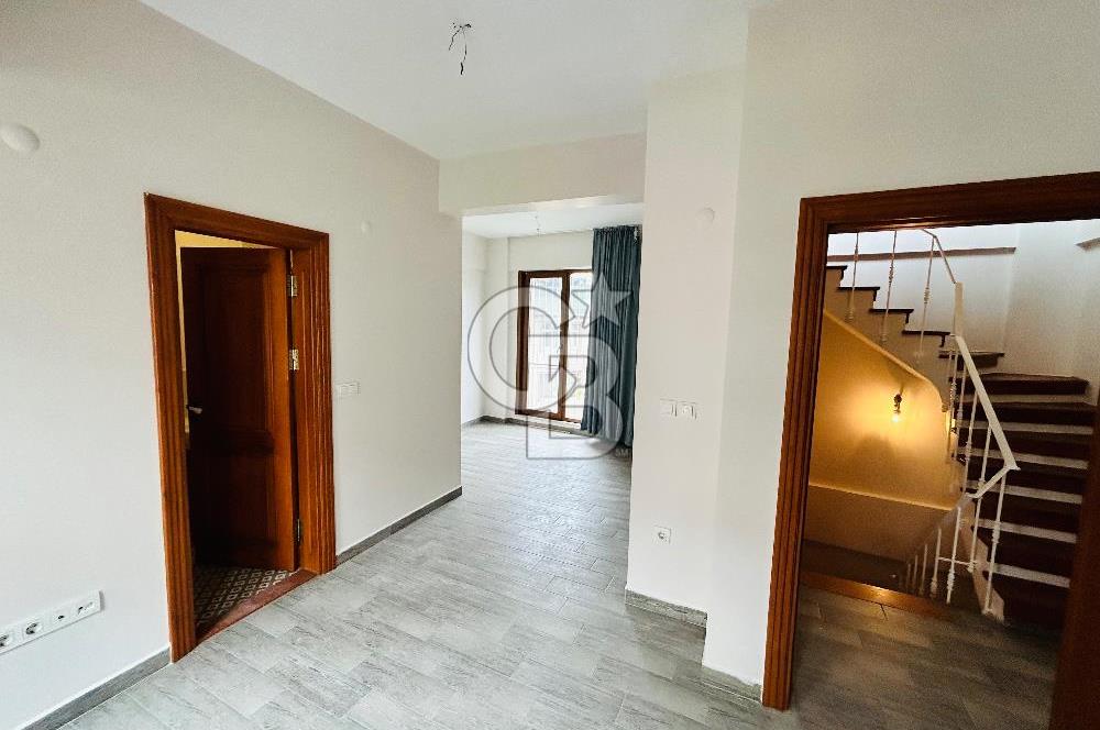Fatih Ayvansaray Satılık 210m2 Komple Bina 6 Katlı