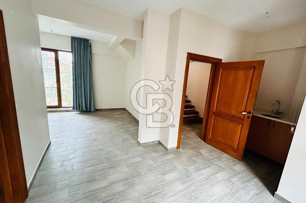 Fatih Ayvansaray Satılık 210m2 Komple Bina 6 Katlı