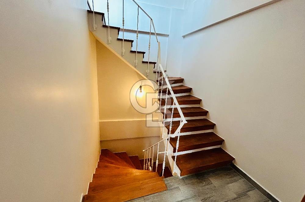 Fatih Ayvansaray Satılık 210m2 Komple Bina 6 Katlı
