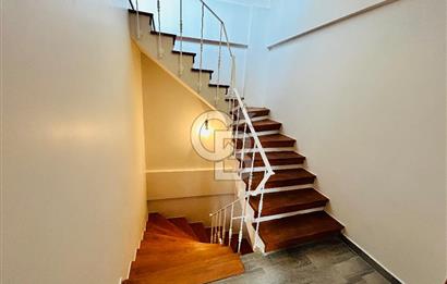 Fatih Ayvansaray Satılık 210m2 Komple Bina 6 Katlı