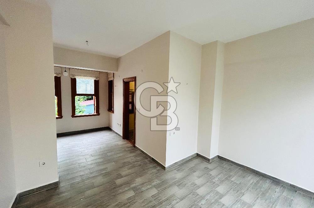 Fatih Ayvansaray Satılık 210m2 Komple Bina 6 Katlı