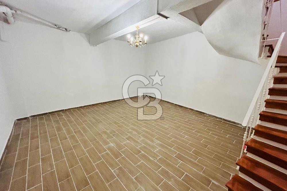 Fatih Ayvansaray Satılık 210m2 Komple Bina 6 Katlı
