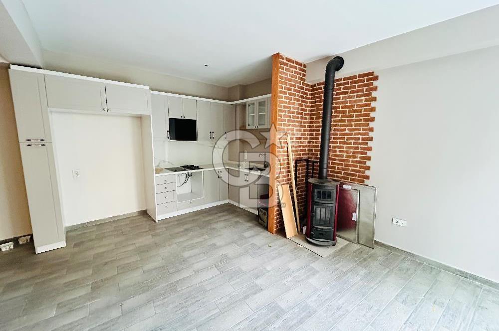 Fatih Ayvansaray Satılık 210m2 Komple Bina 6 Katlı