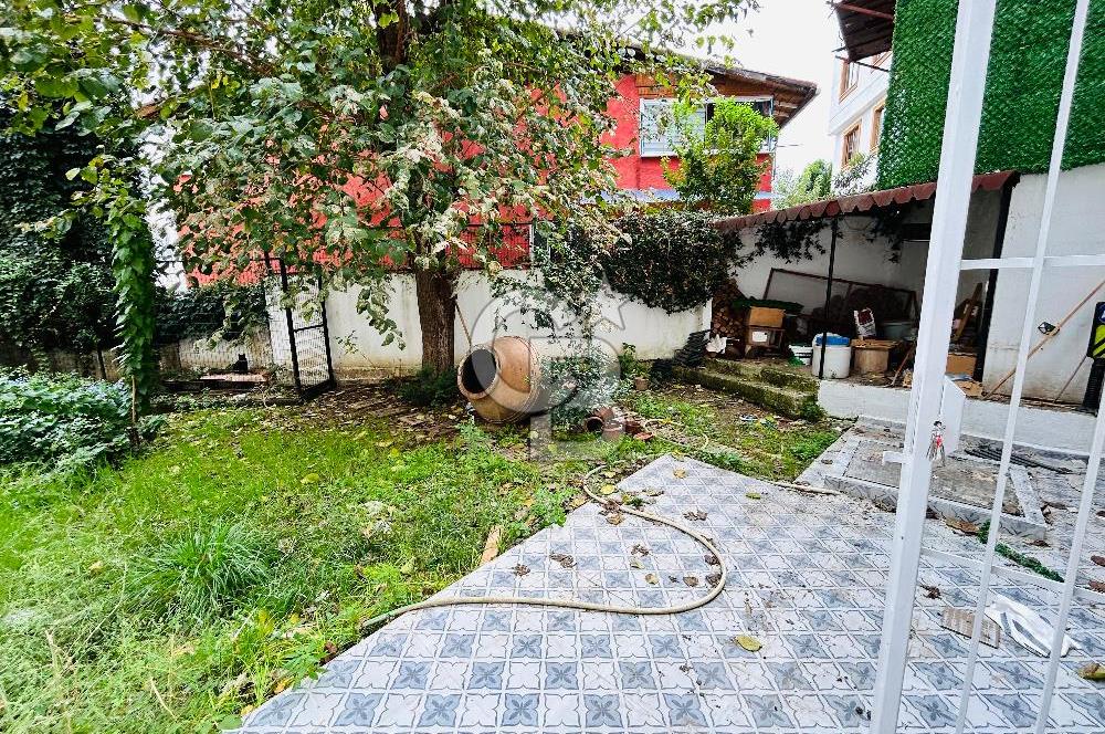 Fatih Ayvansaray Satılık 210m2 Komple Bina 6 Katlı