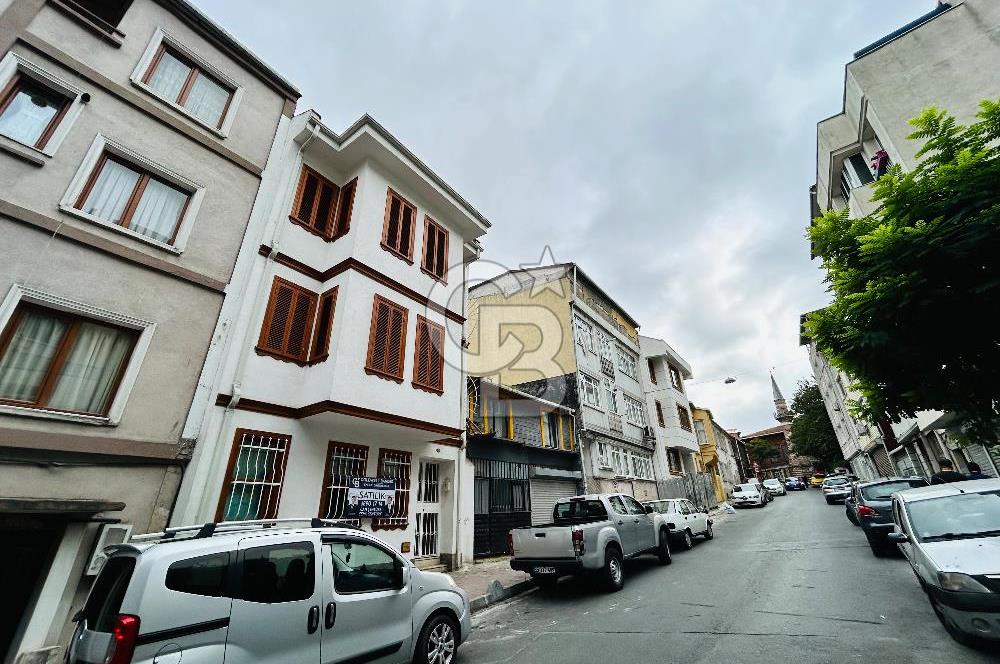 Fatih Ayvansaray Satılık 210m2 Komple Bina 6 Katlı