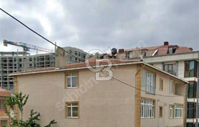 BEYLİKDÜZÜ YAKUPLUDA KOMPLE SATILIK BİNA