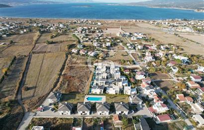 URLA İÇMELER HAVUZLU SATILIK VİLLA