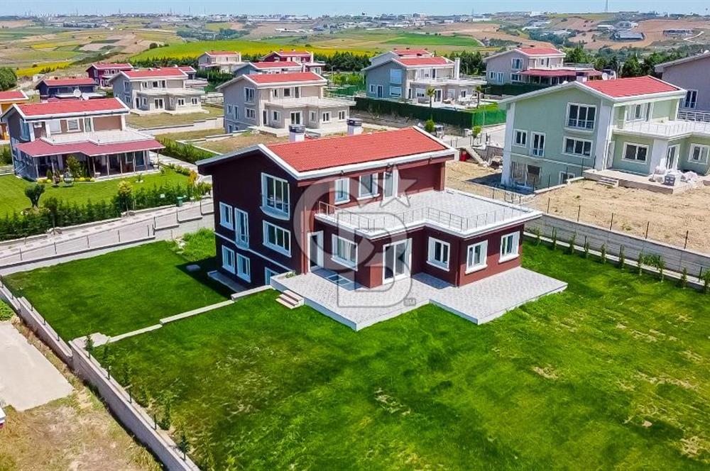 Büyükçekmece Karaağaç Doğa Evleri Satılık 6+2 Villa