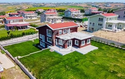 Büyükçekmece Karaağaç Doğa Evleri Satılık 6+2 Villa