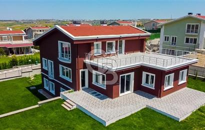 Büyükçekmece Karaağaç Doğa Evleri Satılık 6+2 Villa