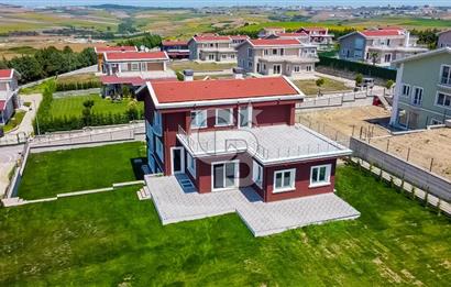 Büyükçekmece Karaağaç Doğa Evleri Satılık 6+2 Villa