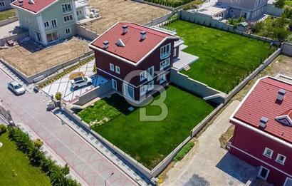 Büyükçekmece Karaağaç Doğa Evleri Satılık 6+2 Villa