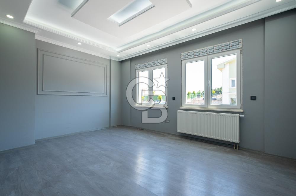 Büyükçekmece Karaağaç Doğa Evleri Satılık 6+2 Villa