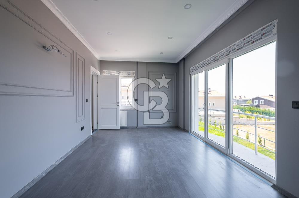Büyükçekmece Karaağaç Doğa Evleri Satılık 6+2 Villa