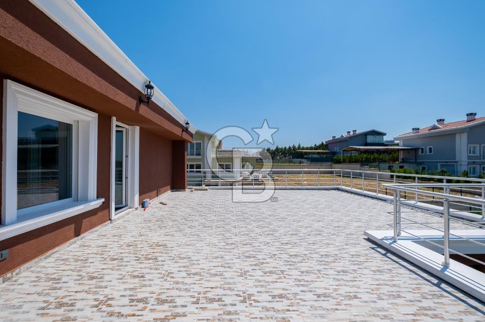 Büyükçekmece Karaağaç Doğa Evleri Satılık 6+2 Villa