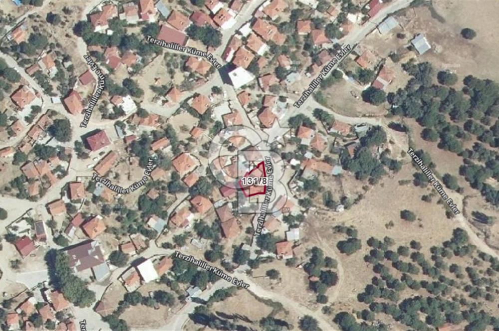 İzmir Bergama Terzihaliller Köyü'nde 300 m² Arsa Satışı