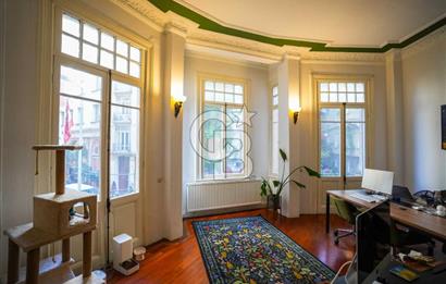 CB START*DAN BEYOĞLUN'DA 1912 YAPIMI ESKİ ESER 3+1 SATILIK DAİRE