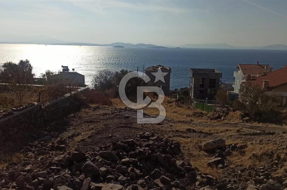 Dikili Çandarlı'da Panoramik Deniz Manzaralı Villa Arsası