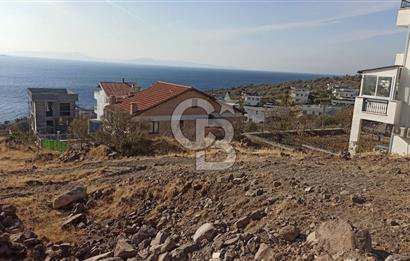 Dikili Çandarlı'da Panoramik Deniz Manzaralı Villa Arsası