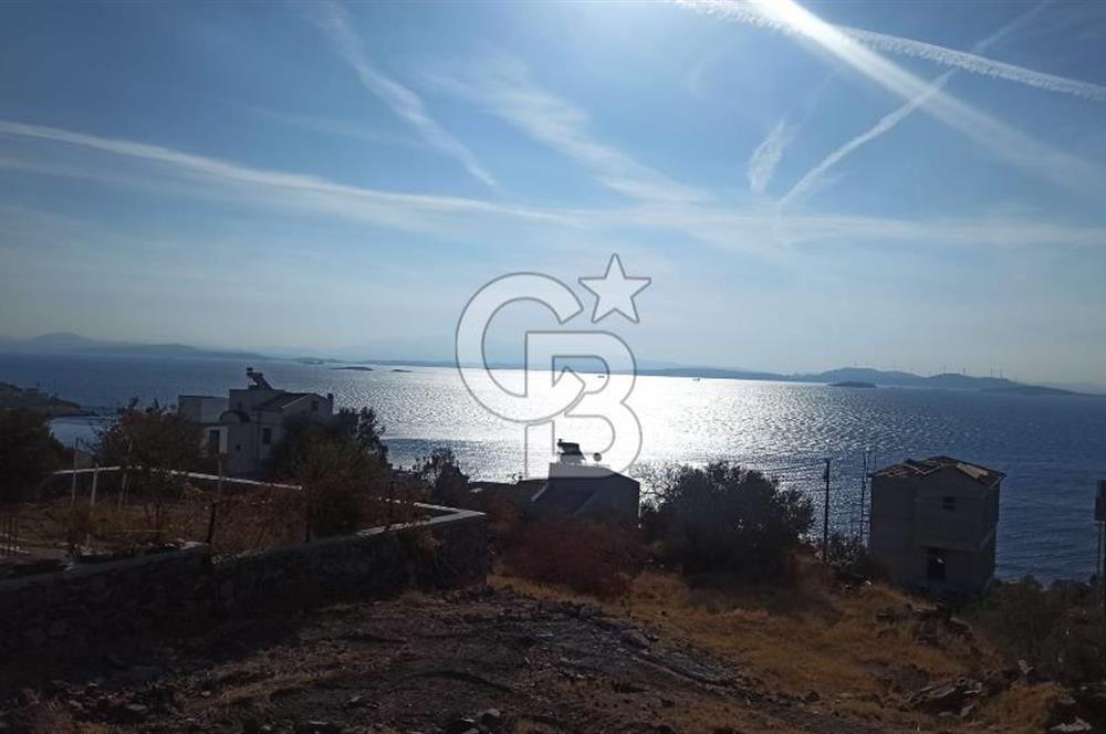 Dikili Çandarlı'da Panoramik Deniz Manzaralı Villa Arsası