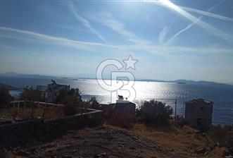 Dikili Çandarlı'da Panoramik Deniz Manzaralı Villa Arsası