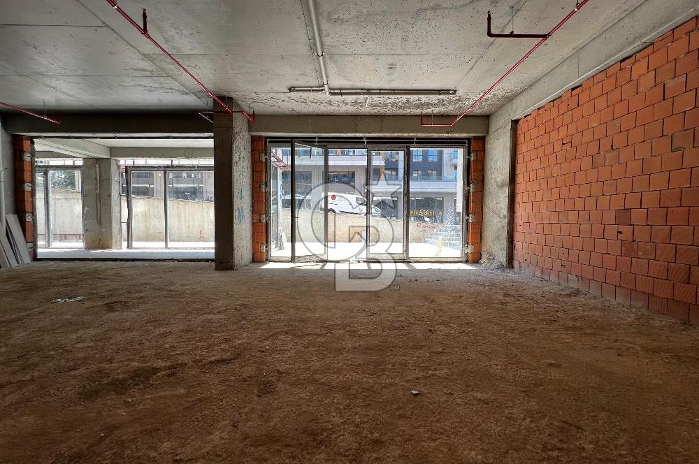 Kartal Çanakkale Caddesinde Kiralık Cadde Mağazası