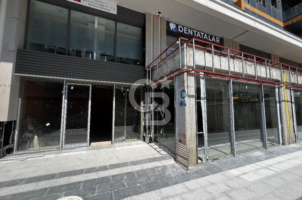 Kartal Çanakkale Caddesinde Kiralık Cadde Mağazası