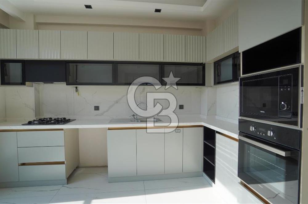 Torbalı İnönü Mahallesi’nde Lüks 5+1 İkiz Villa