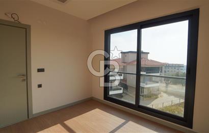 Torbalı İnönü Mahallesi’nde Lüks 5+1 İkiz Villa