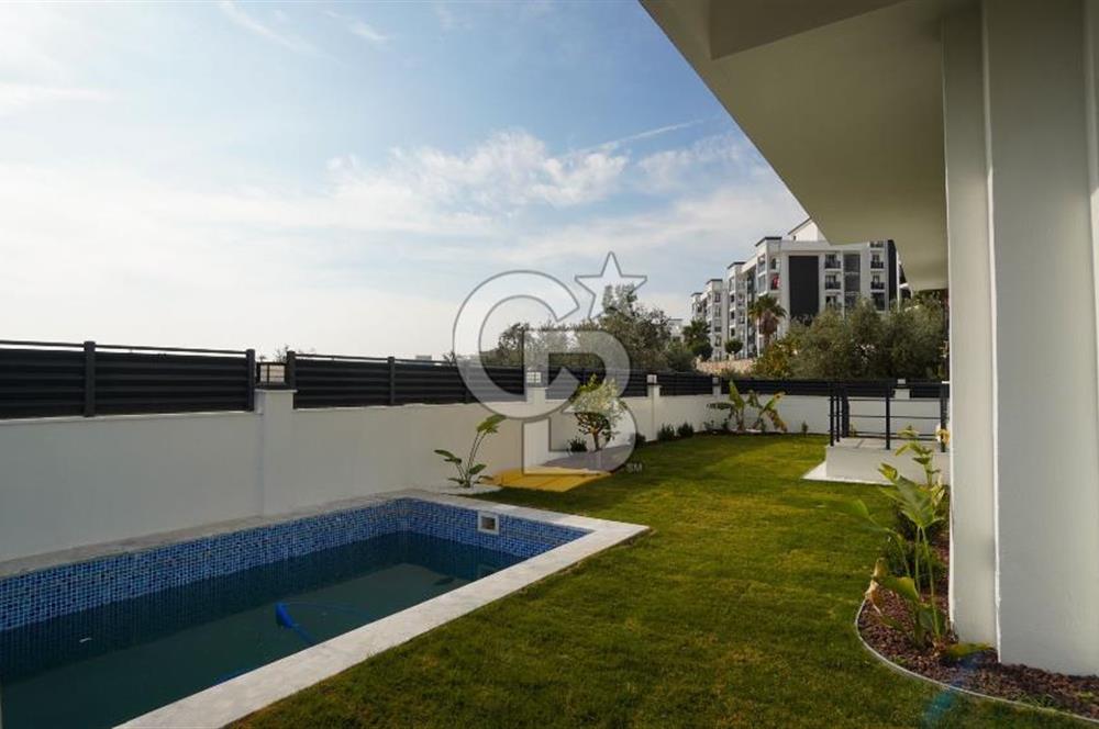 Torbalı İnönü Mahallesi’nde Lüks 5+1 İkiz Villa