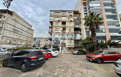 Bayraklı Belediyesi Yakını Yatırıma Uygun Satılık 3+1 Daire